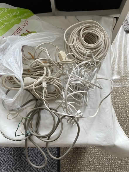 Photo of free Lots of wires (Ilford IG1) #3