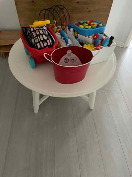Photo of free Round white table ikea (Bromley by Kent) #3