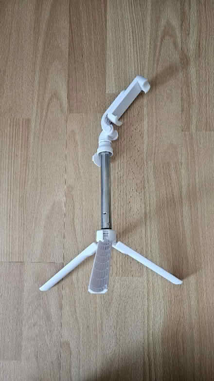 Photo of free Folding tripod (HA7) #2