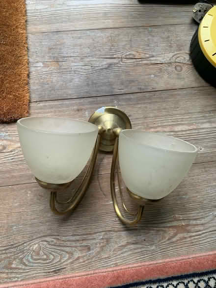 Photo of free Light fitting (W4) #1