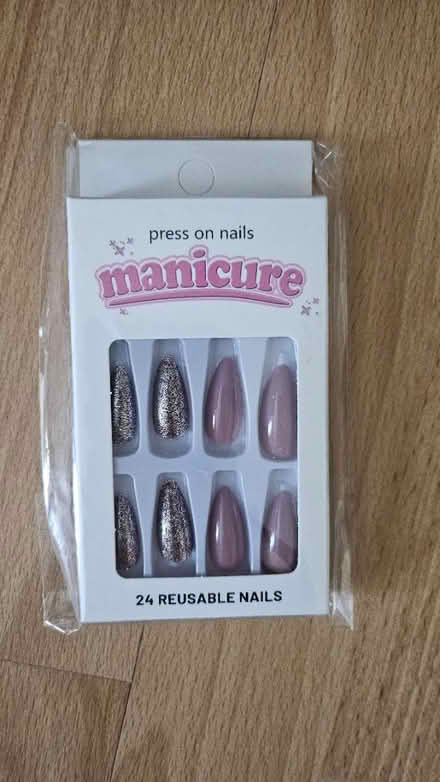 Photo of free Press in nails (HA7) #1