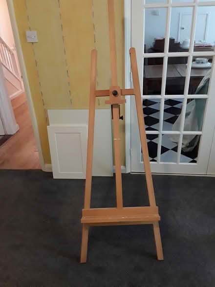 Photo of free Artist's full size easel (Woking GU22) #2