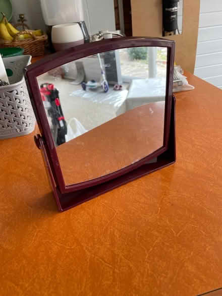 Photo of free Small mirror (Ilford IG1) #2