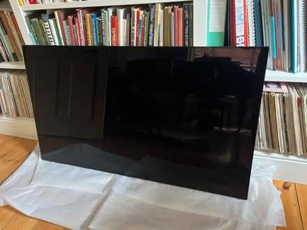 Photo of free lg oled tv 55" (Critchill BA11) #2