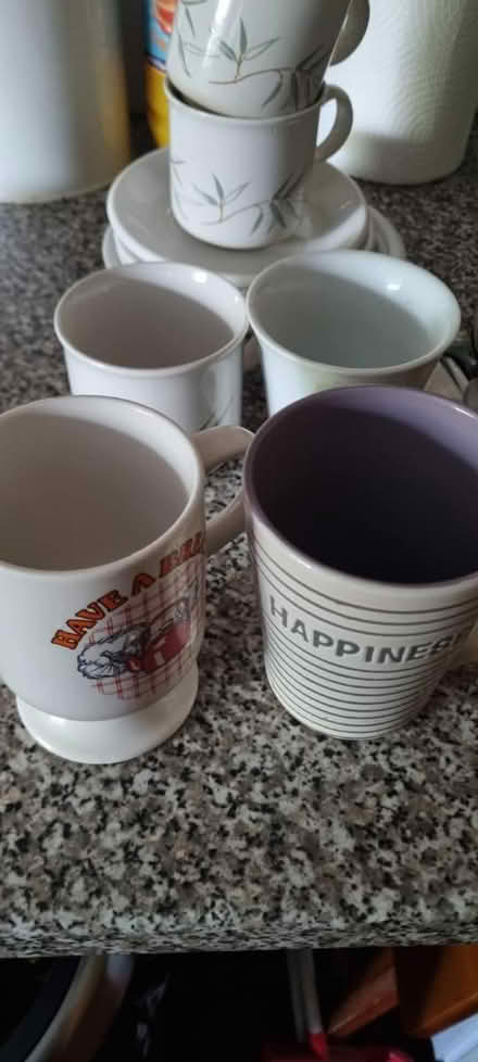 Photo of free Cups and saucers (ilford) #3
