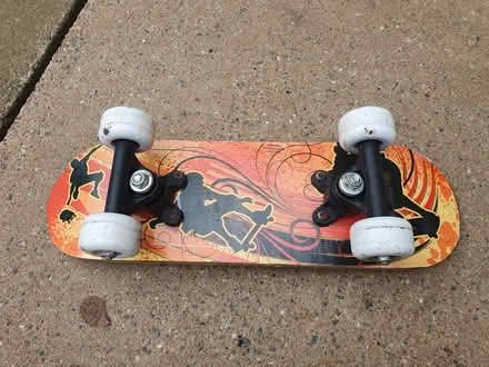 Photo of free Child's skate board (Long Eaton) #4