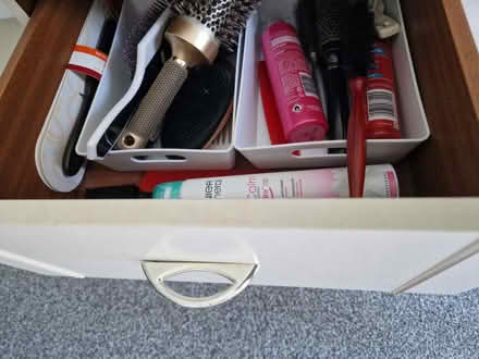 Photo of free Make up cabinet/unit/dressing table (WD23 Bushey) #3