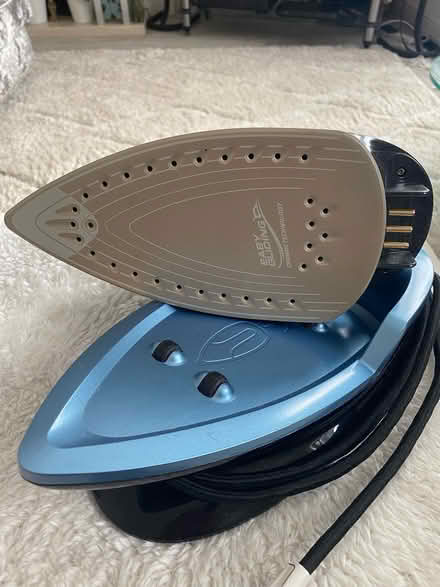 Photo of free Cordless Tefal Freemove Air iron (Orpington) #3