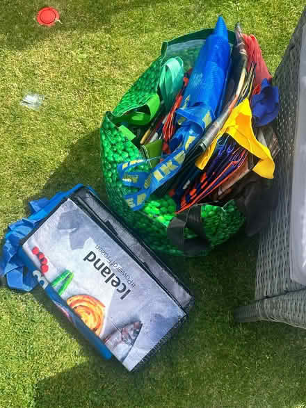 Photo of free Several shopping bags (Monkwick CO2) #1