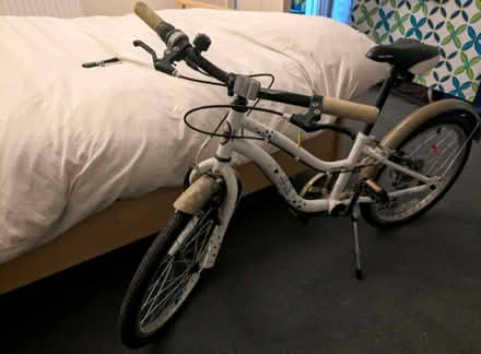 Photo of free Bicycle for ages 8 to 11years old (Heronsgate WD3) #2