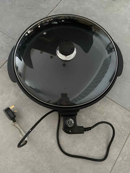 Photo of free Electric casserole pan (Moss Side PR26) #1