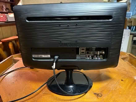 Photo of free Samsung Flat HDTV Monitor 21" (West Beverly Hills) #1