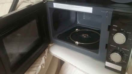 Photo of free basic microwave (Parson cross S5) #4