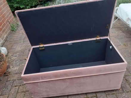 Photo of free Padded linen box (Northcourt OX14) #1