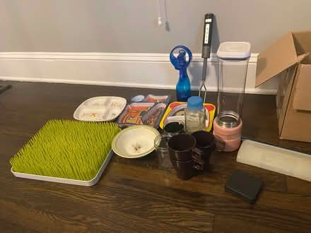 Photo of free Kitchen items (Chevy chase) #1