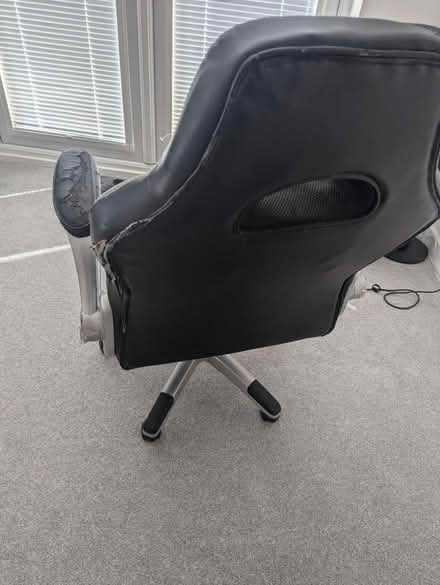 Photo of free Desk chair (CV6) #3