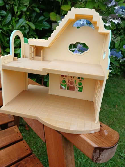 Photo of free Small toy house (Lower Bebington CH63) #1