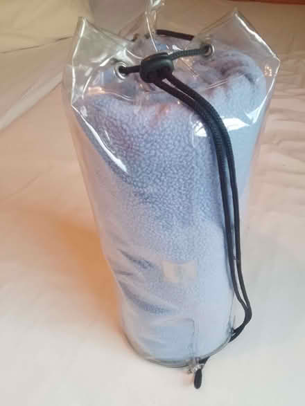 Photo of free Girl’s sleeping bag - light weight (Woodley RG5) #3
