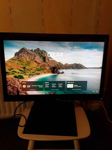 Photo of free Dell monitor (Woking GU22) #1
