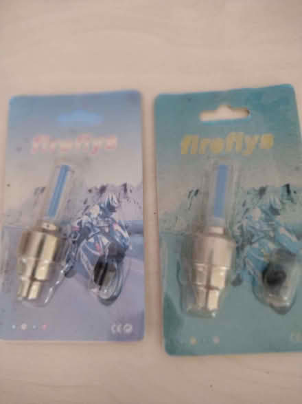 Photo of free Firefly bike wheel spoke lights (Crosspool S10) #1