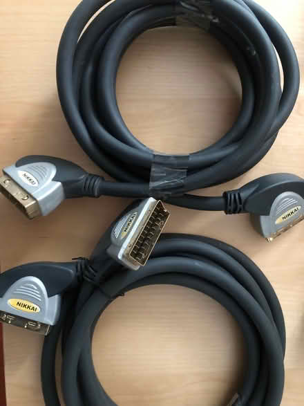 Photo of free cables (Bulwell NG6) #2