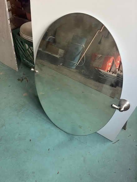 Photo of free mirror (emmaus) #1