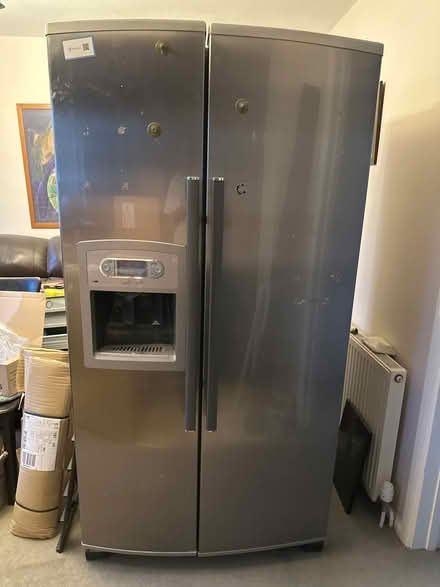 Photo of free American fridge freezer (SG4. Hitchin) #1