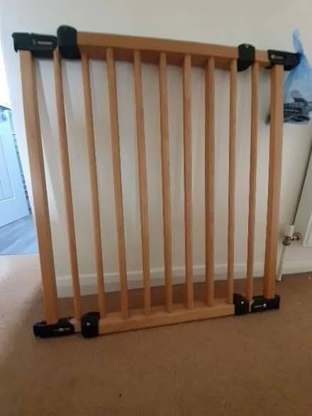 Photo of free Wooden extendable stairgate (Croham CR2) #1