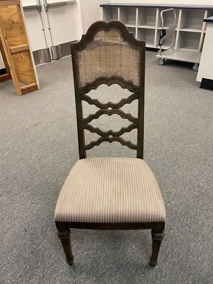 Photo of free 9 dining table type chairs (Sunnyvale, near Mary & Evelyn) #1