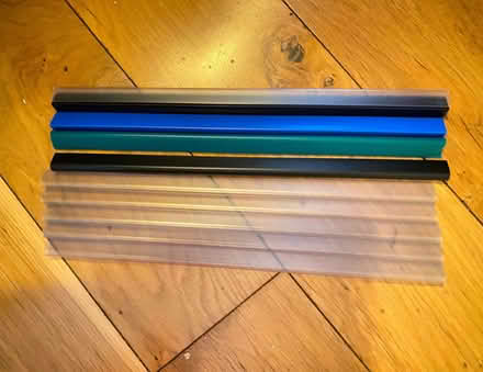 Photo of free 2 x 2-ring binders and 10 x slide binders (Meppershall SG17) #2