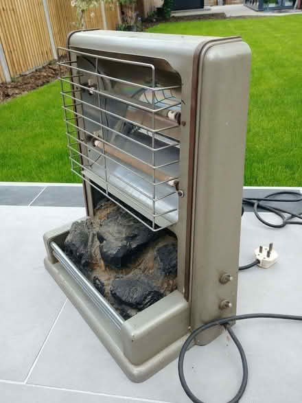 Photo of free Vintage electric bar fire with coal effect (Loughton IG10) #2