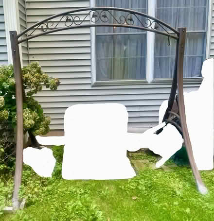 Photo of free swing and swing frame (Southbury) #2