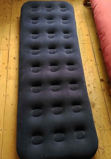 Photo of free Air bed/mattress (Temple Street OX4) #1
