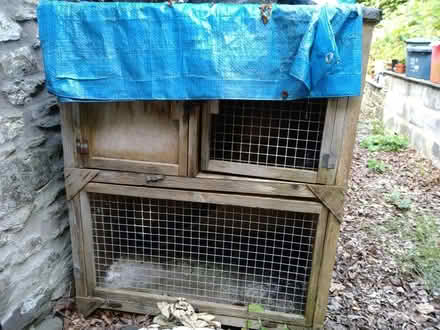 Photo of free old rabbit/guinea pig hutch (Llansaintfraed in Elwel LD2) #1