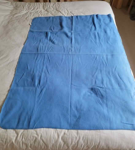 Photo of free Small fleece blanket - Hollingdean (Lower Bevendean BN1) #1