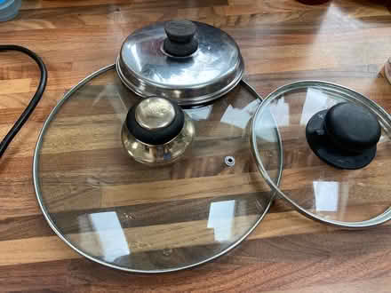 Photo of free Large pans, ( and some odd lids) (Waterlooville) #4