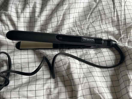 Photo of free Hair straightener tresemmé (Walthamstow village) #1
