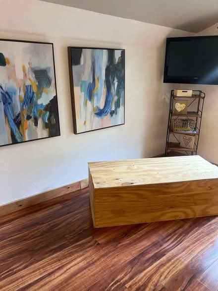 Photo of free Chest (Broad Run) #1