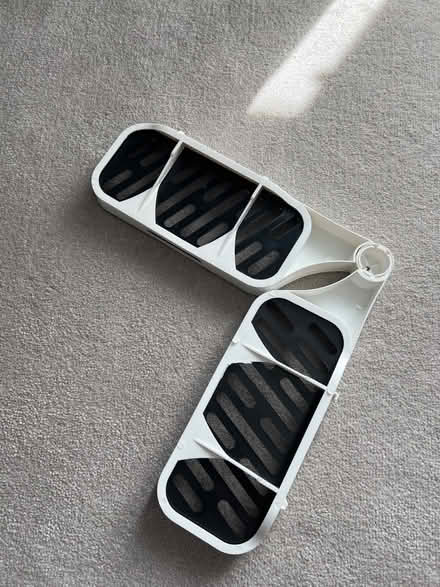 Photo of free Bathroom shelf (OX4, Littlemore) #2