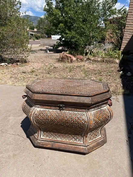 Photo of free Small Wicker Trunk (Tramway/Copper) #1