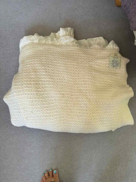 Photo of free 5ft Wool Quality Cream Blanket (Beaconsfield HP9) #1