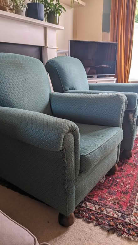 Photo of free A Pair Of Vintage Armchairs (CT11) #3