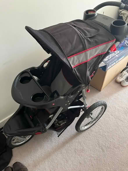 Photo of free 3 wheel pram (Vauxhall) #1