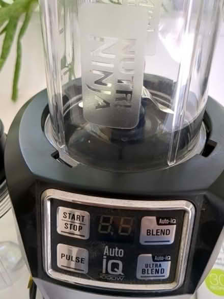 Photo of free NutriNinja blender/smoothie maker (IP1) #4