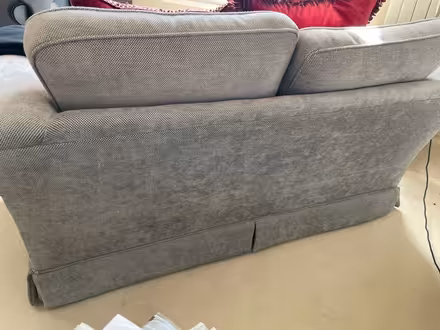 Photo of free Chesterfield sofa (Barnes, London SW13 9HJ) #2