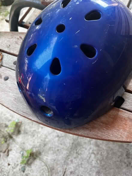 Photo of free Bicycle helmet (NE Kingwood) #1