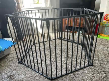 Photo of free Playpen (Hove Station) #2