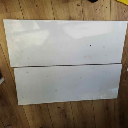 Photo of free Extendable dining table (CR4 Mitcham) #4