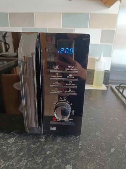 Photo of free Samsung microwave (Letchworth SG6) #3