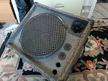 Photo of free Pair of Passive Speakers/Monitors (Sheffield S8) #3